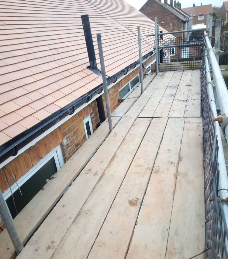 scaffolding walkway