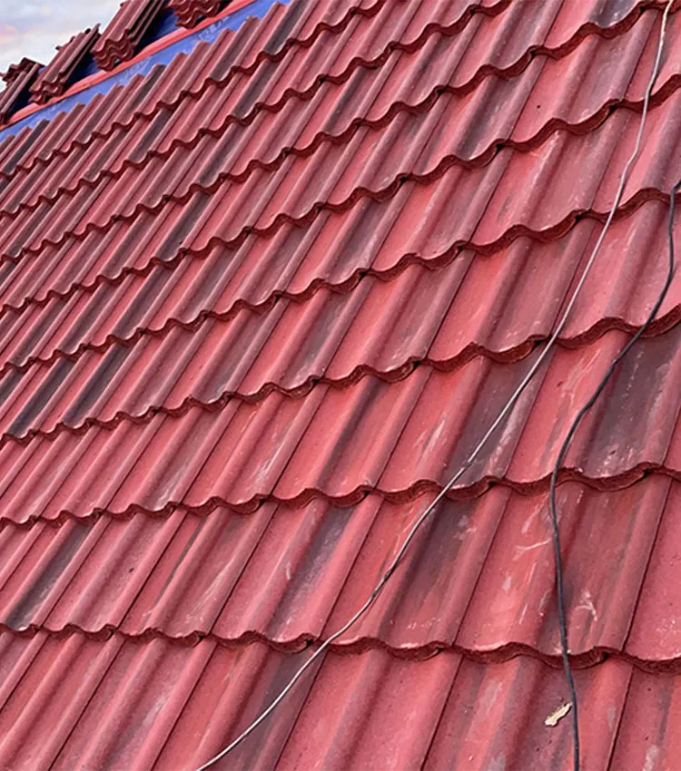 red roof